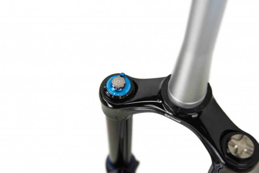 Вилка SR Suntour SF18 Durolux36 Boost R2C2 PCS TI 15QLC2 110 29" 170, чорний