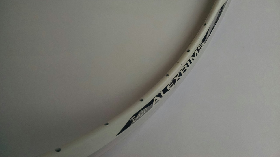 Обід Alexrims RA20 700C 36 AV CSW, білий
