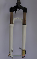Вилка SR SUNTOUR SF15 XCR DS RL R AIR 15QLC32 27.5 100 WHT