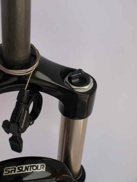 Вилка SR Suntour SF15 XCR DS RL R AIR 15QLC32 27.5" 100, чорний